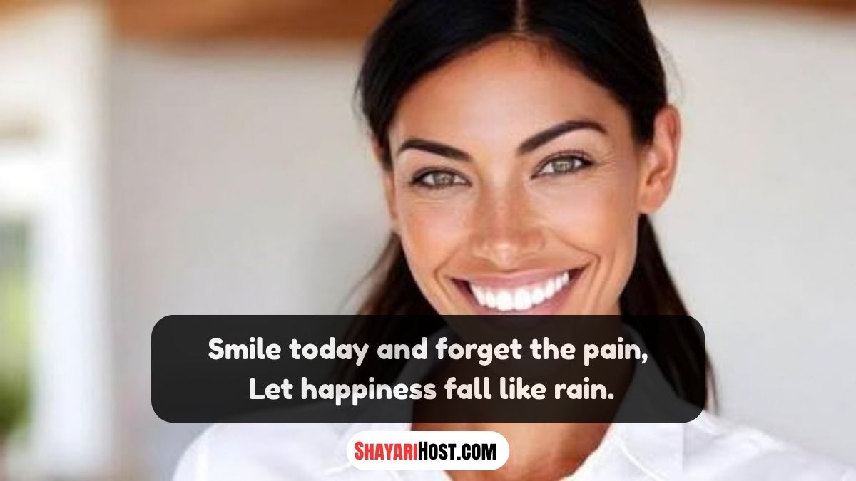 Smile Shayari In English Hindi Text
